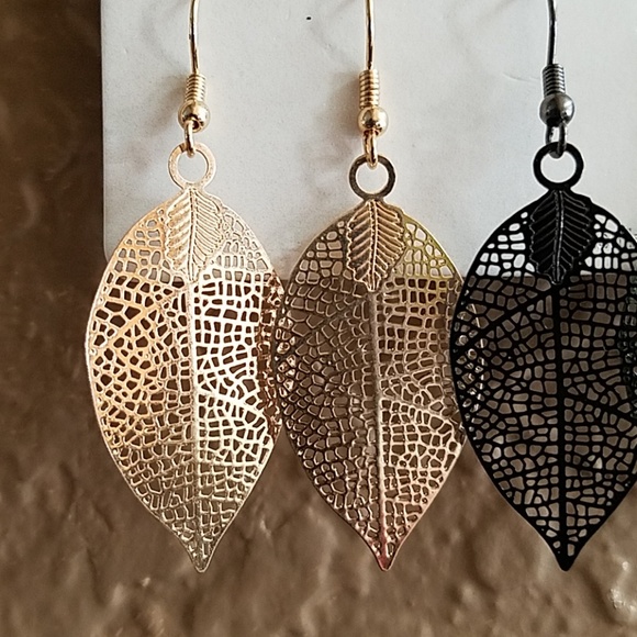 6 pairs of Pretty Leaf & Stud Earrings - Picture 2 of 6